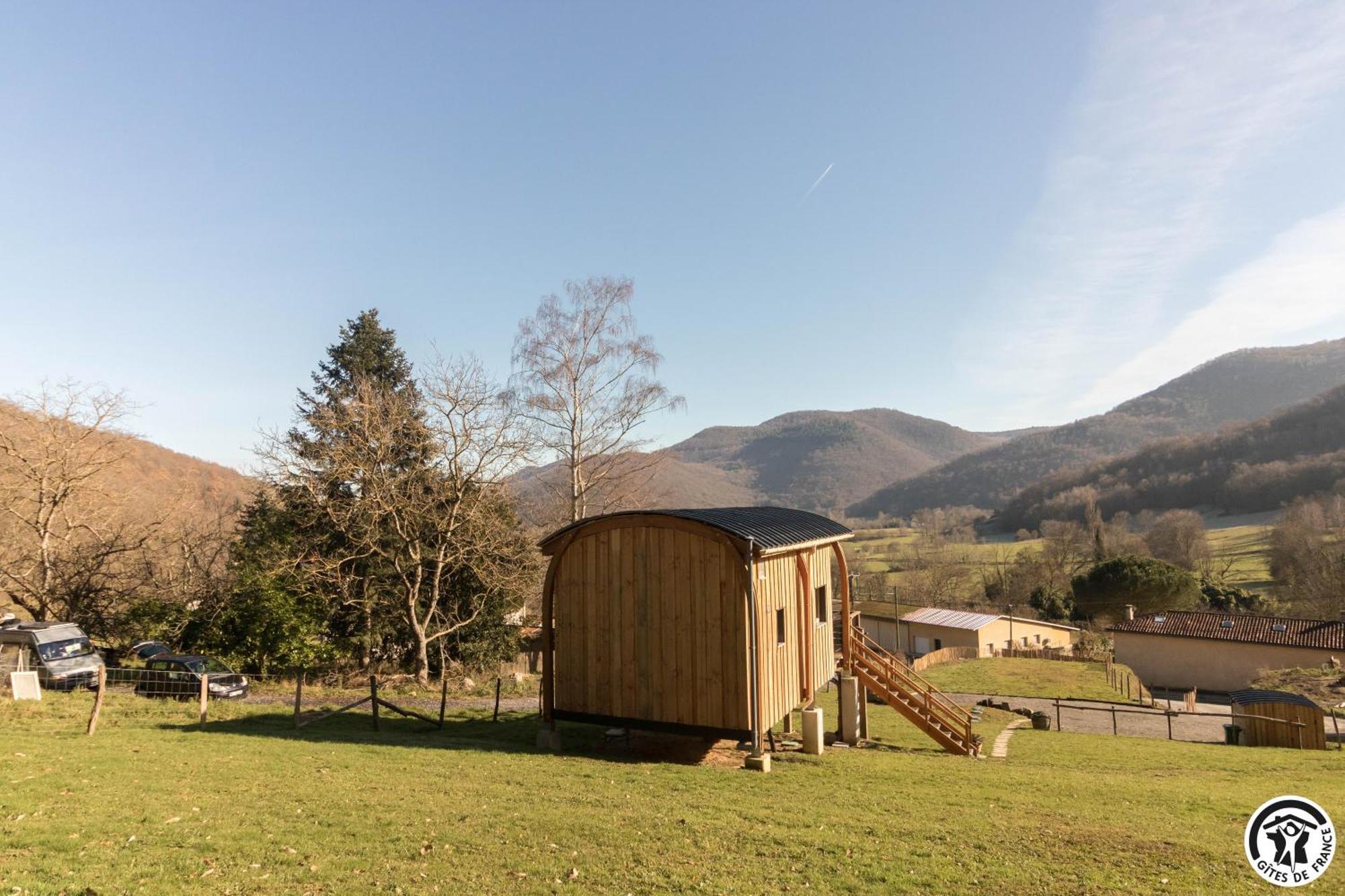 Gite Cabane Insolite Pyrenees Sauveterre-de-Comminges 外观 照片